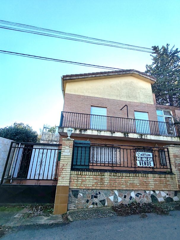 casa en venta en murillo de rio leza